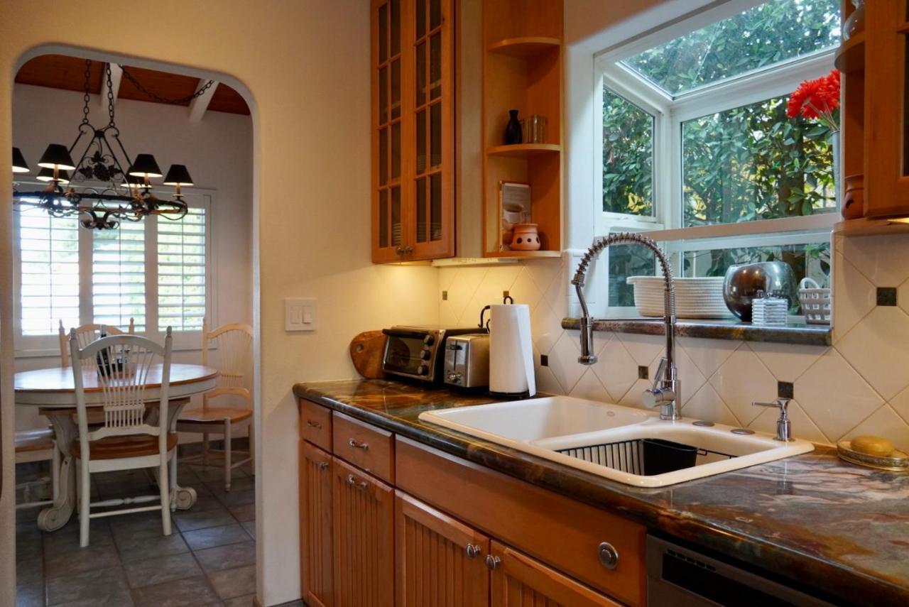 Willa Cozy Family Hideaway, Sleeps 8, 4 Tv'S Yard, Shops Simi Valley Zewnętrze zdjęcie